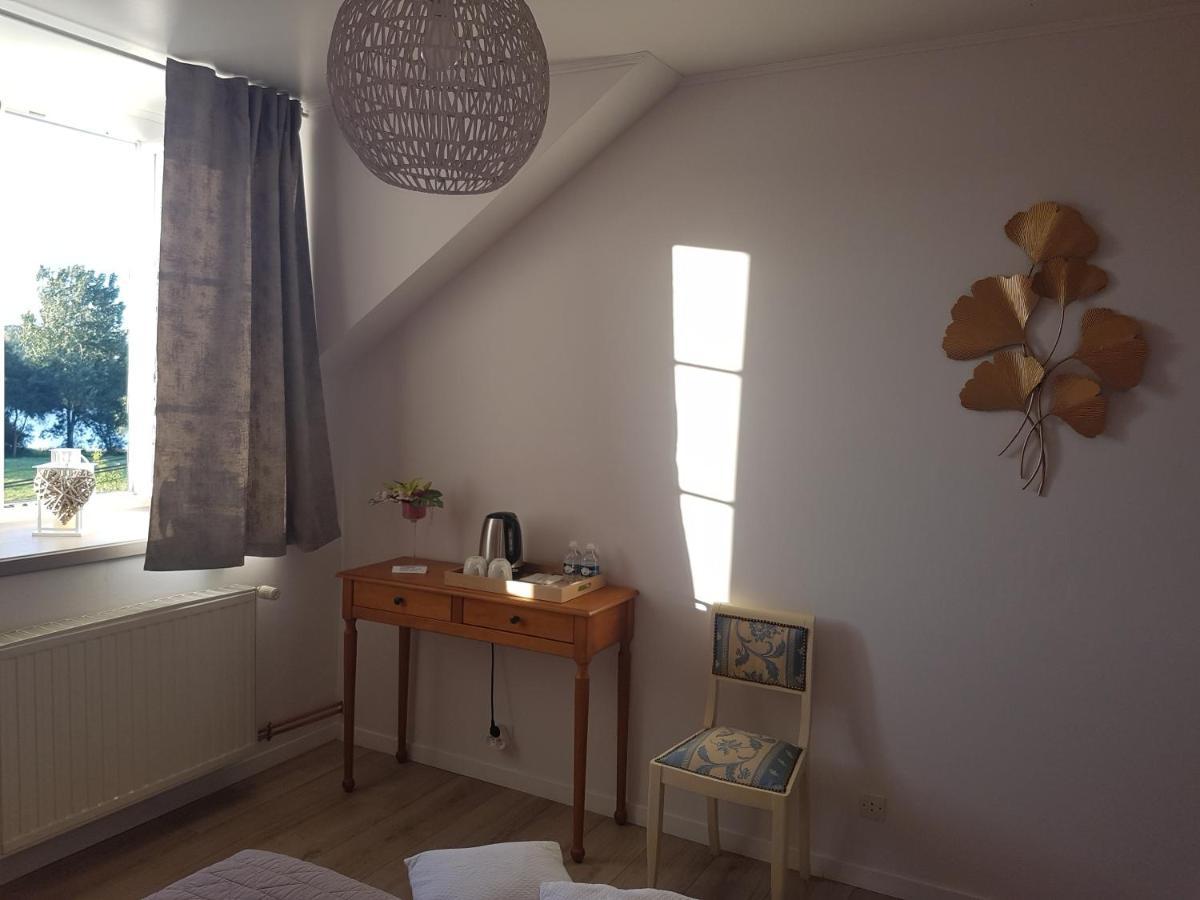 Lucriolla Hotel Oree-d'Anjou Eksteriør billede